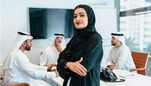 لماذا تعتبر المهارات الرقمية أساسية في اقتصاد المملكة العربية السعودية المزدهر